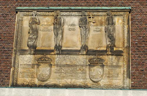 Darmstadt - Hochzeitsturm Relief