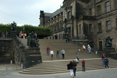 Brühlsche Terrasse -  Freitreppe -