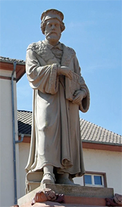 Schöffer-Denkmal