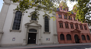 Friedenskirche und Rotes Haus